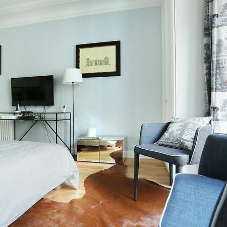 Studio Prestige Tour Eiffel Apartment ปารีส ภายนอก รูปภาพ